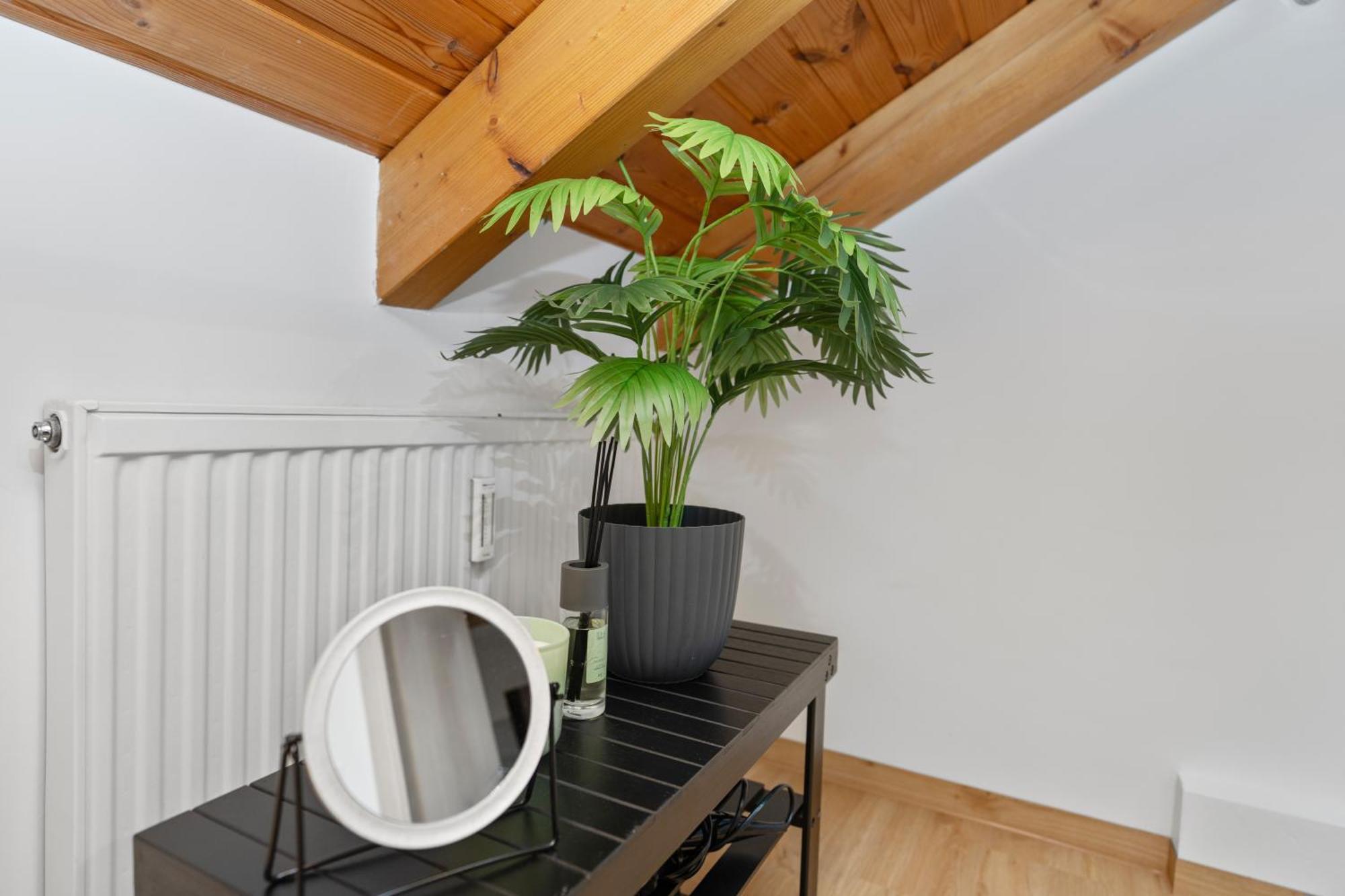 Anytime - Gaestehaus Am Weinberg In Ueberlingen Room photo