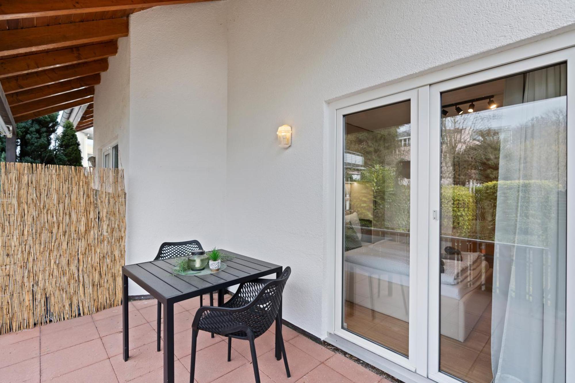 Anytime - Gaestehaus Am Weinberg In Ueberlingen Exterior photo